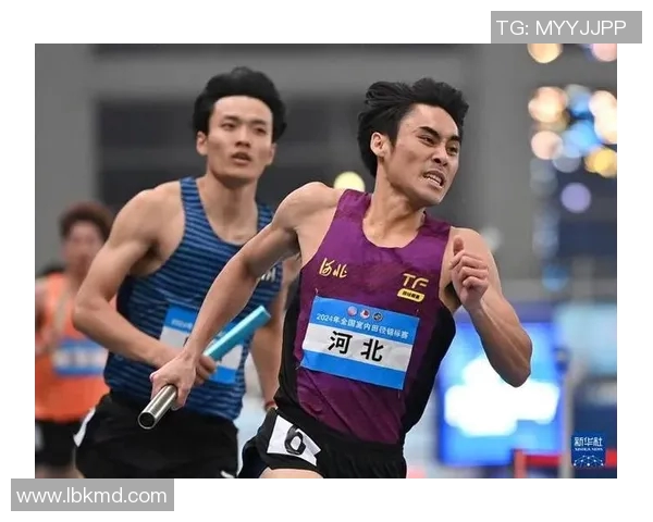 男子100米室内赛精彩回顾速度与激情的巅峰对决引发热议