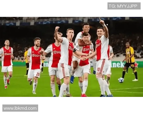 拜仁慕尼黑轻松取胜，弗莱堡难以抵挡豪门实力