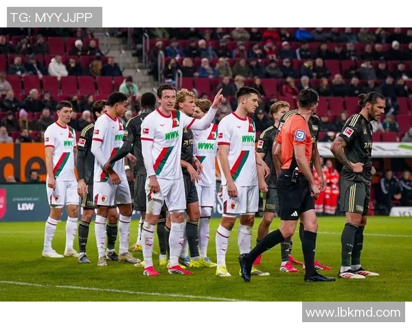 弗赖堡艰难战平奥格斯堡激烈德甲争霸局势未定