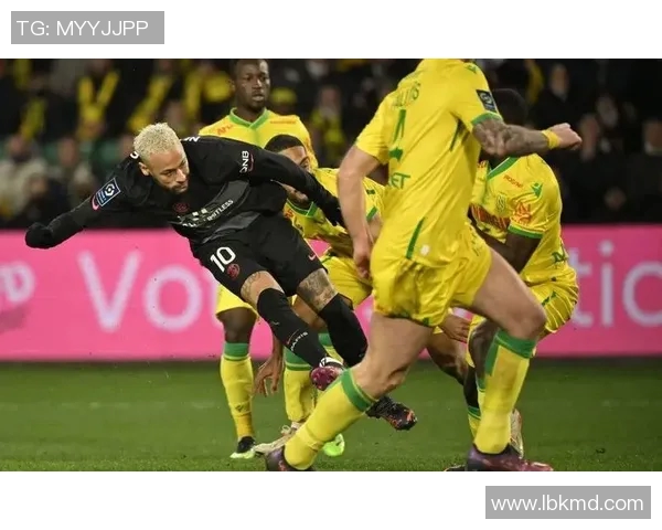 穆阿尼在法甲赛场大放异彩助力球队争冠之路